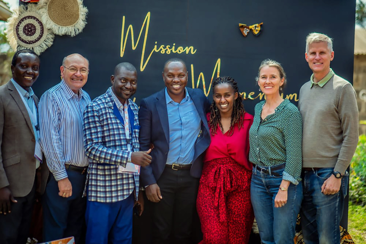 Mission Momentum Africa speakers and pastors gathered together.